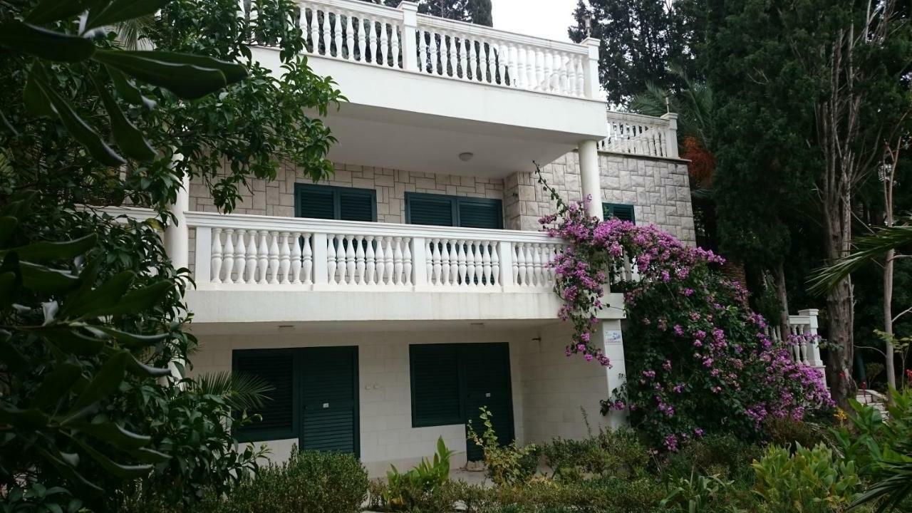 Bg Villa, Apartment L Sutomore Extérieur photo