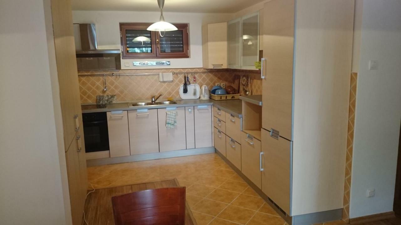 Bg Villa, Apartment L Sutomore Extérieur photo